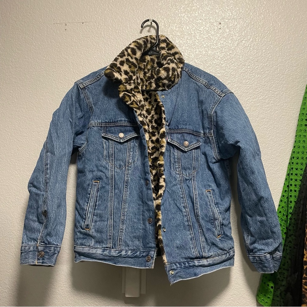Levi's Blue Jean Jacket with Leopard Print Lining